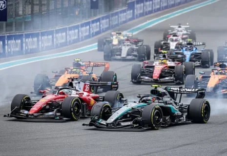 Mercedes driver Kimi Antonelli vies with the Ferrari of Charles Leclerc in the opening stages of the Miami Grand Prix